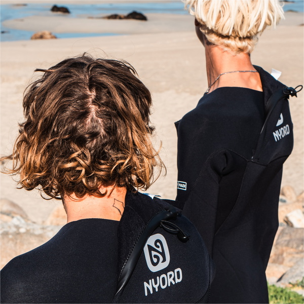 2026 Nyord Herre Solu Yulex 4/3mm Chest Zip Våddragt SOLM43001 - Black